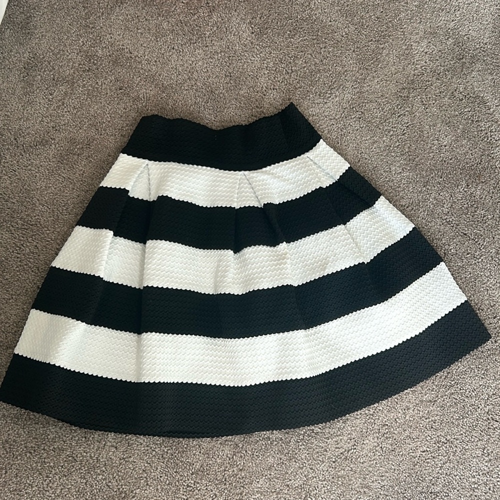 CONTRAST STRIPES A-LINE SKIRT